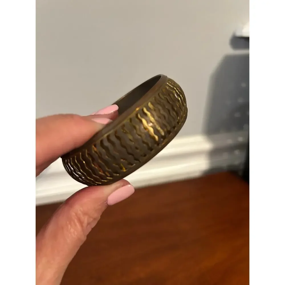 Vintage Gold Tone Brass Bangle Bracelet Wide 3 Inch Cut Out Zig Zag Stacking